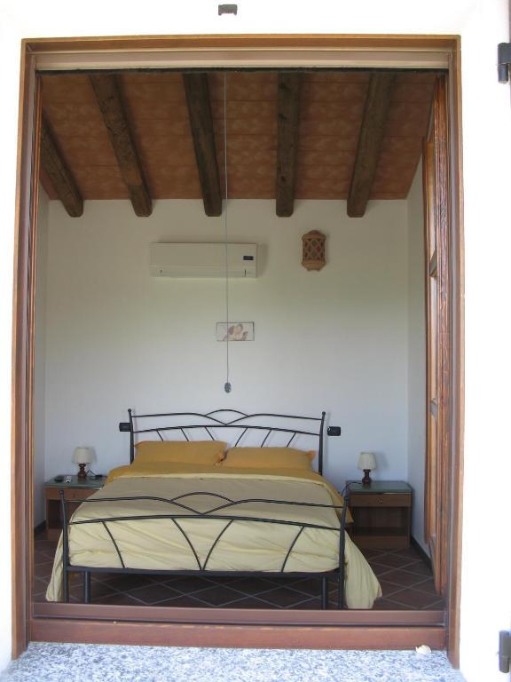 Agriturismo Cascina Aguzza Oleggio Zimmer foto